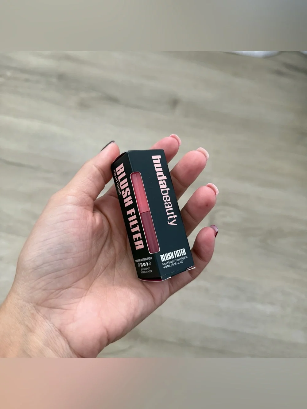 HUDA BEAUTY Blush Filter Soft Glow Liquid Blush in Sunset Lychee